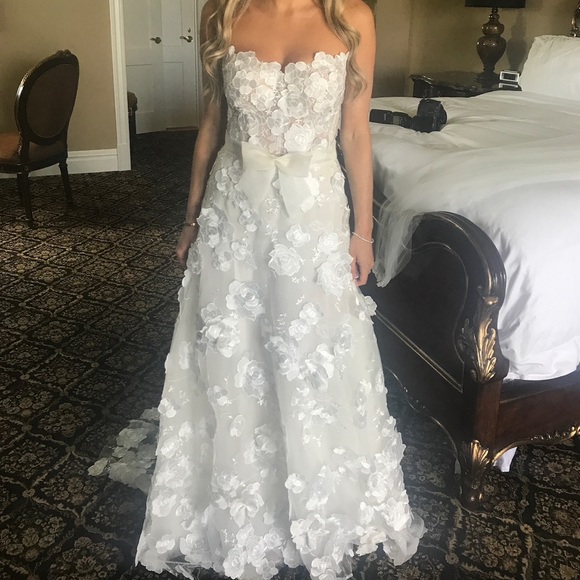 Mira Zwillinger Beatrice Wedding Gown 2017 - Picture 1 of 2